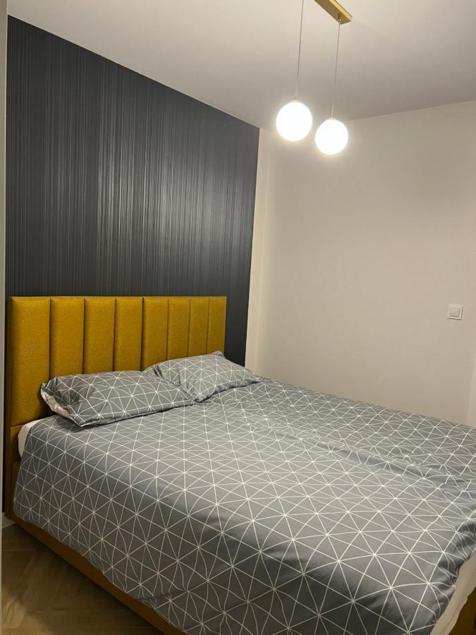 Apartament Discreet Sleep In City Center Parking Garaz Kozia Kielce Apartment Bagian luar foto