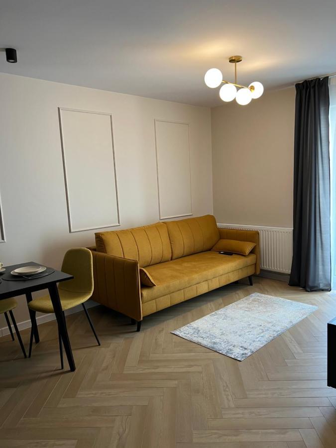 Apartament Discreet Sleep In City Center Parking Garaz Kozia Kielce Apartment Bagian luar foto