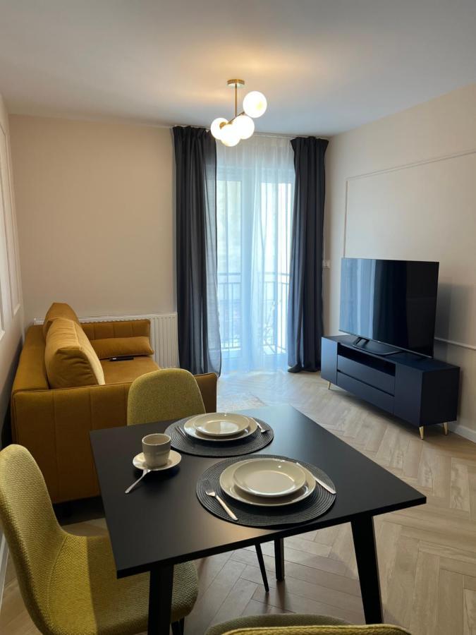 Apartament Discreet Sleep In City Center Parking Garaz Kozia Kielce Apartment Bagian luar foto